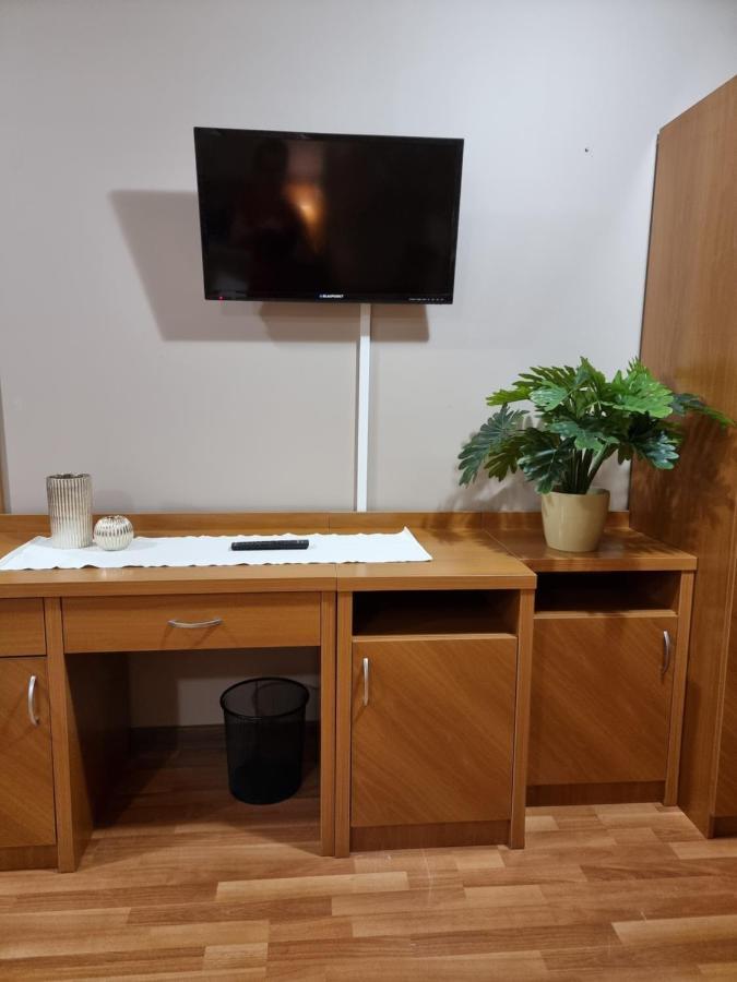 Relax Wellness Manzard Hajduszoboszlo Appartement Buitenkant foto