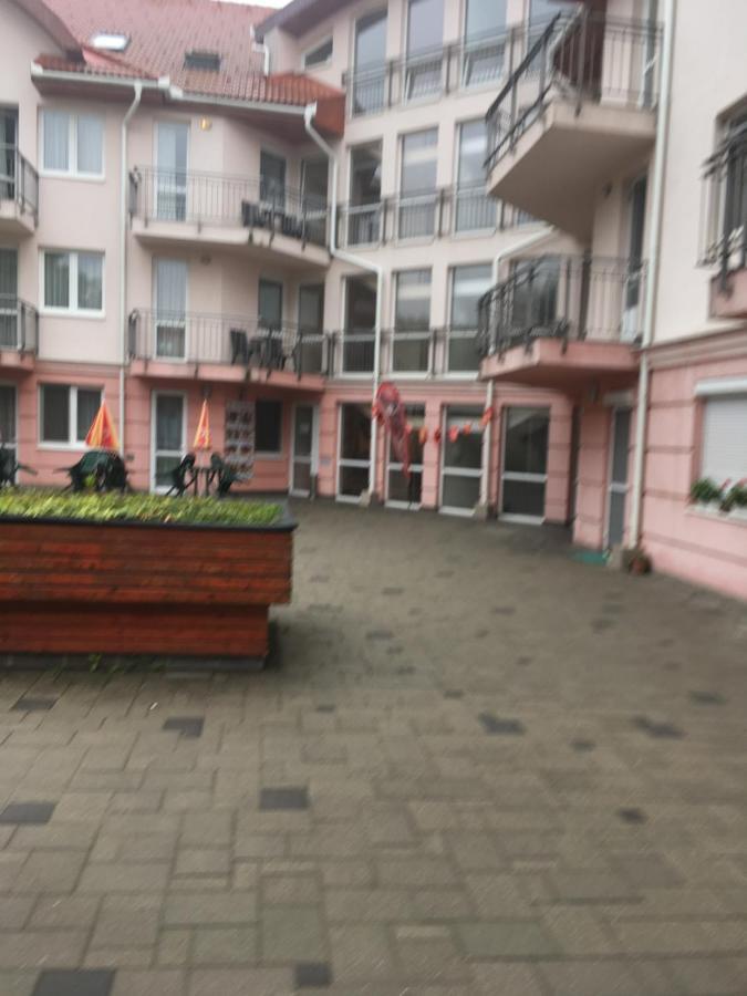 Relax Wellness Manzard Hajduszoboszlo Appartement Buitenkant foto